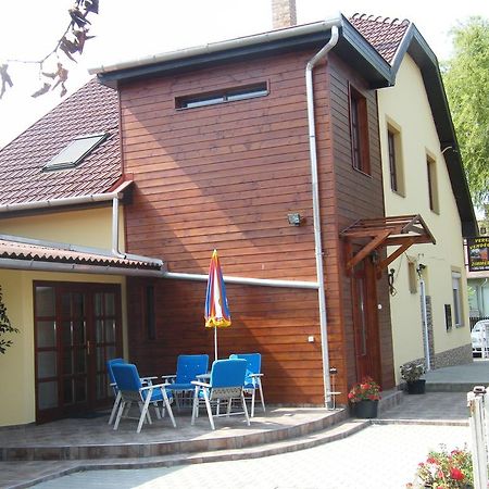 Veress Vendégház Hajduboszormeny Exterior foto