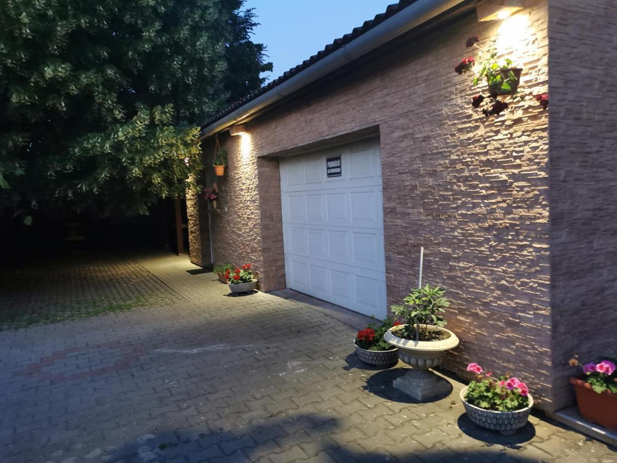 Veress Vendégház Hajduboszormeny Exterior foto